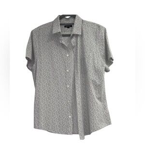 200. Men’s Express Gray Floral Button-Up Shirt Size Medium